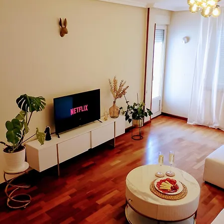 Acogedor A Un Paso De Gascona Con Wifi Netflix Y Prime Gratis By M&n's House Apartament *