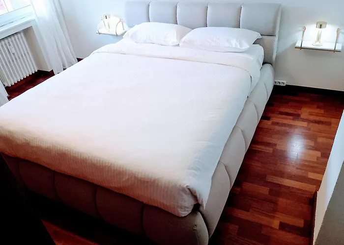 Acogedor A Un Paso De Gascona Con Wifi Netflix Y Prime Gratis By M&n's House Apartamento