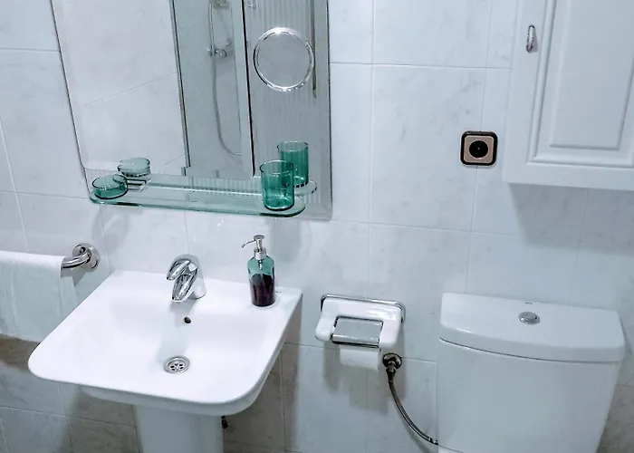 Acogedor A Un Paso De Gascona Con Wifi Netflix Y Prime Gratis By M&n's House Oviedo