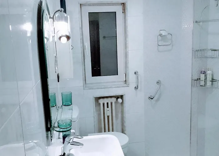 Acogedor A Un Paso De Gascona Con Wifi Netflix Y Prime Gratis By M&n's House *