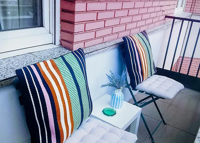 Acogedor A Un Paso De Gascona Con Wifi Netflix Y Prime Gratis By M&n's House Oviedo